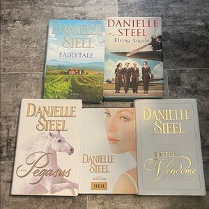 Danielle Steel Flying Angels ,Pegasus ,Hotel Vendome , Fairytale Hotel & H.R.H.
